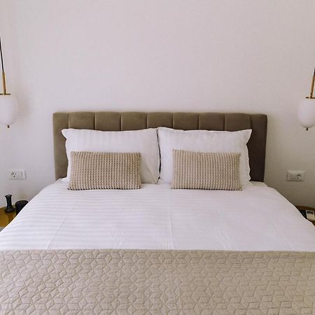 Brand New & Comfort Apartment L & L ,Free Parking + Close To Beach 두브로브니크 외부 사진