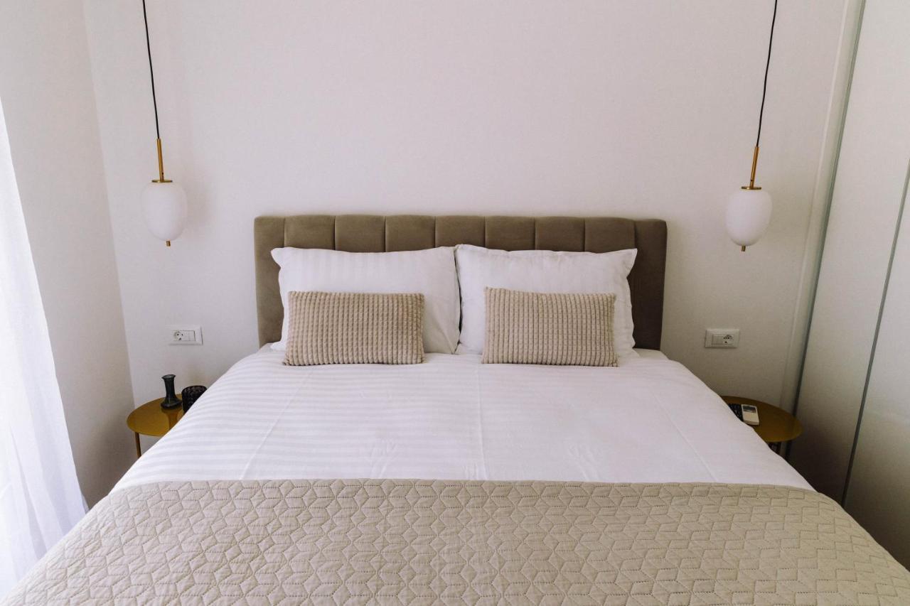 Brand New & Comfort Apartment L & L ,Free Parking + Close To Beach 두브로브니크 외부 사진