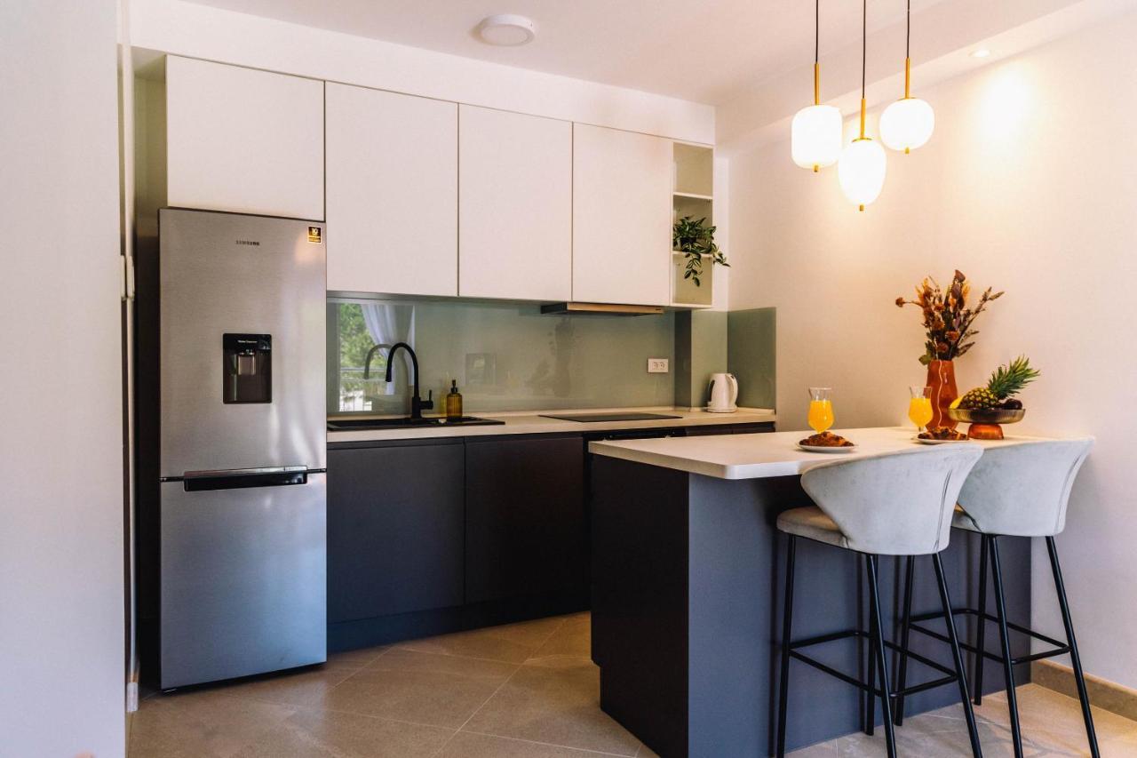 Brand New & Comfort Apartment L & L ,Free Parking + Close To Beach 두브로브니크 외부 사진
